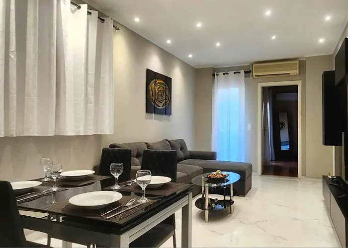 Seascape Elegant Apartment